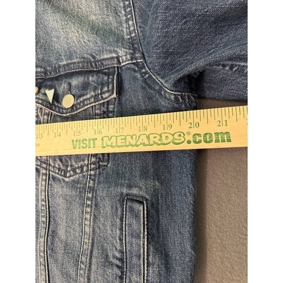 H&M Vintage-Style Medium Wash Denim Jacket With Snap Buttons & Chest Pockets - Picture 5 of 9